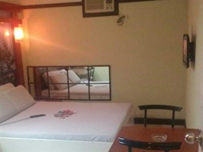 Hotel Sogo Edsa Caloocan Eksteriør bilde